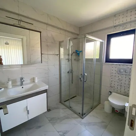 Stella Villa
