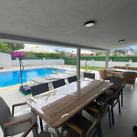 Stella Villa *
